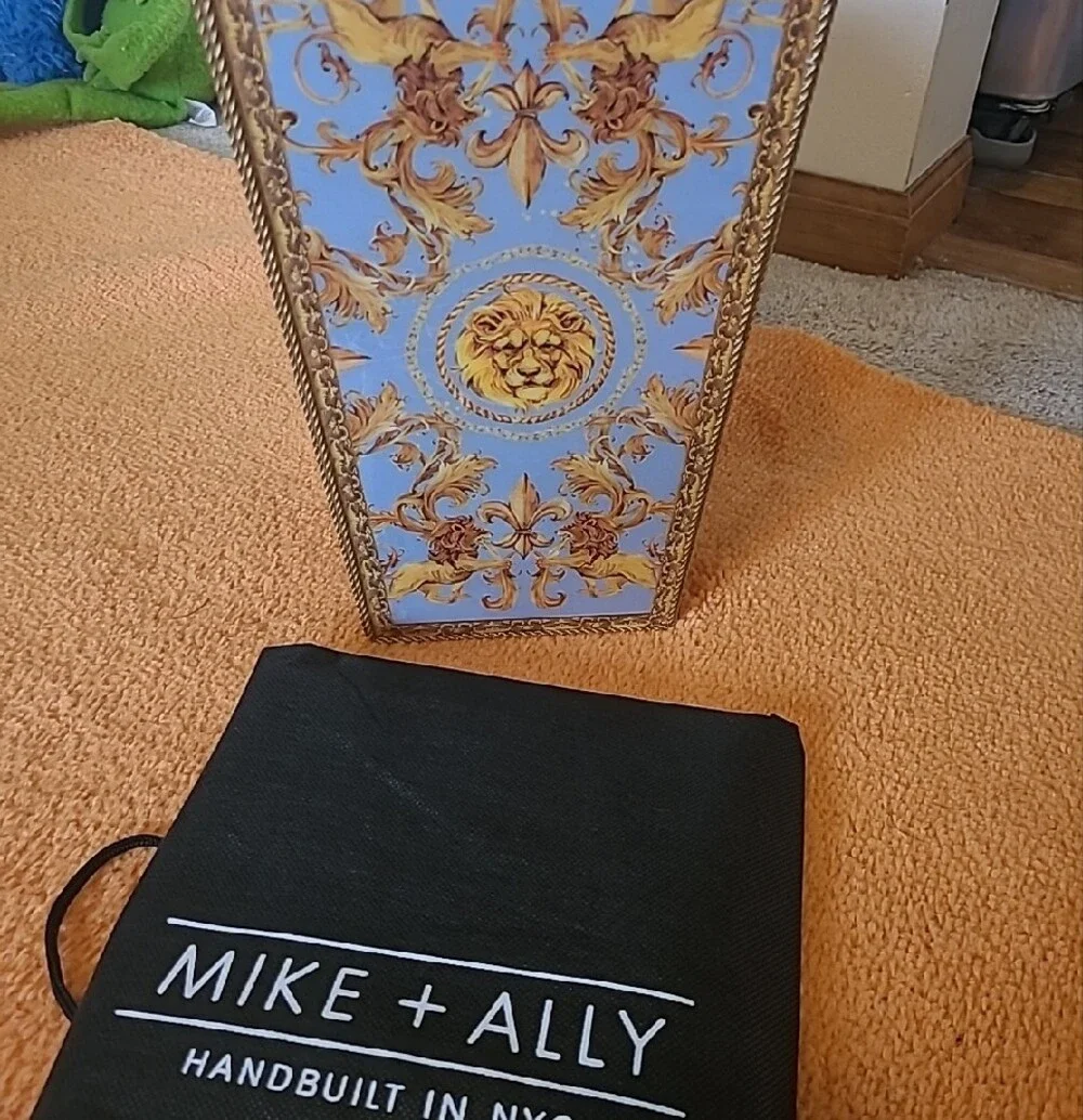 MIKE + ALLY Handbuilt in NYC Wate Basket- Trevi with Ornate Lion Panel